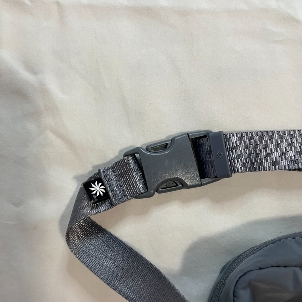 Athleta Dusty Blue Gray Lightweight Crossbody Fanny Pack | Size OS - Picture 4 of 5